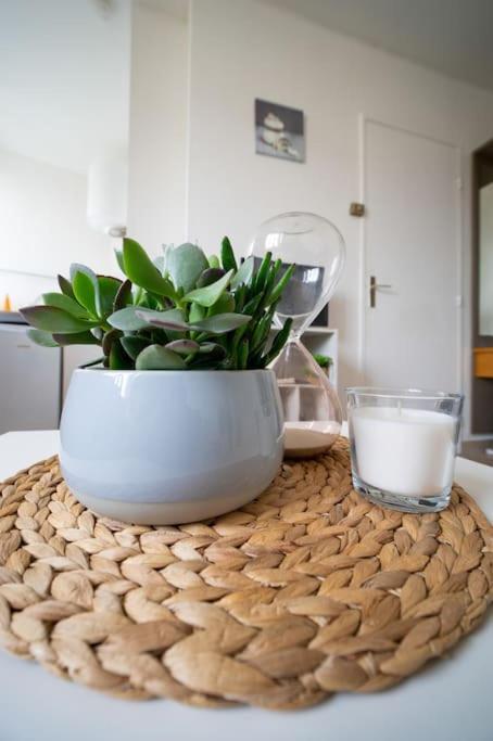 מרסיי Fully Equipped Apartment Ideal For 2 People מראה חיצוני תמונה